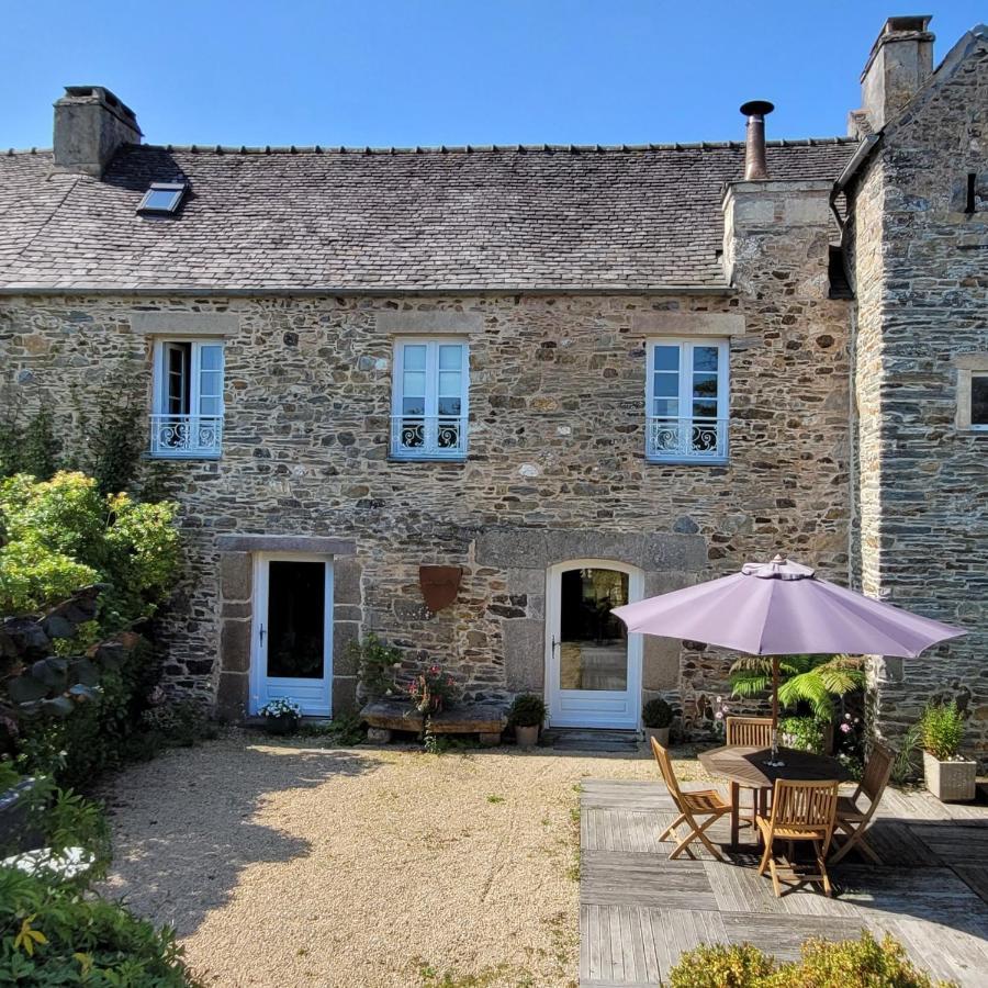 Gite De Charme Au Manoir Du Plessis-Quinquis Sainte-Seve Kültér fotó