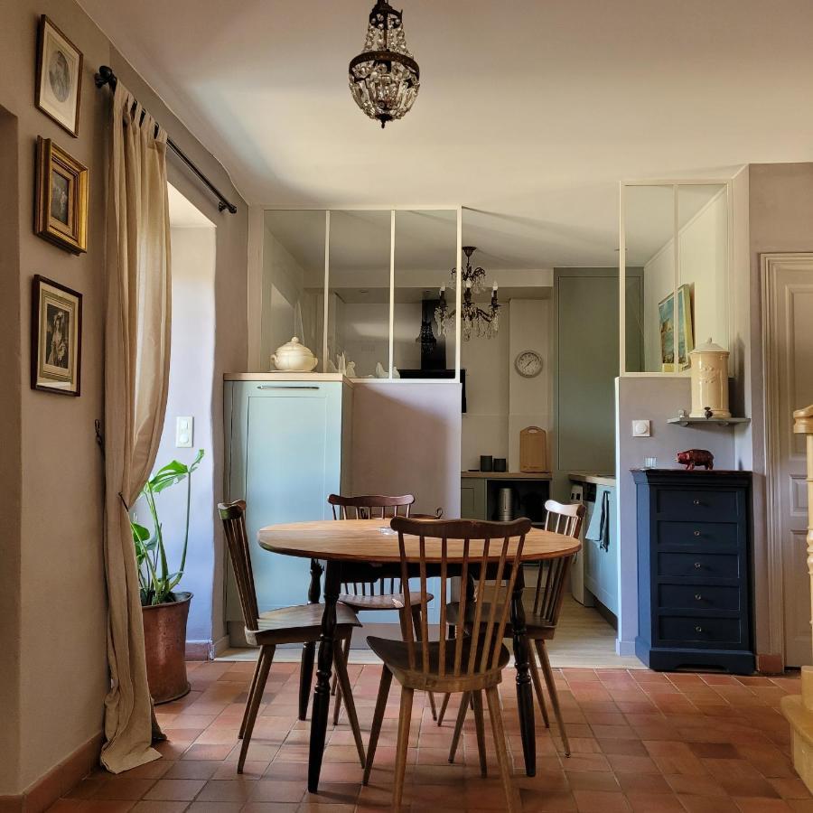 Gite De Charme Au Manoir Du Plessis-Quinquis Sainte-Seve Kültér fotó